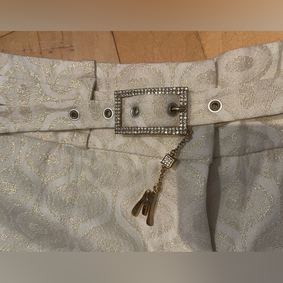 Marciano Cream and shiny belted formal shorts - Picture 3 of 5